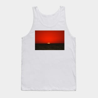 Coucher de soleil sur une plage au Mexique Tank Top